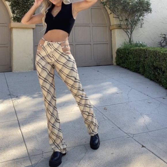 Cutout Pants